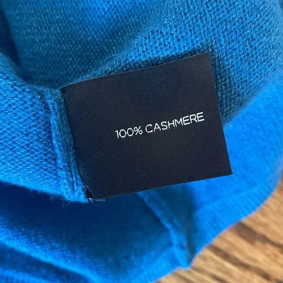 NWT Saks Fifth Avenue 100% Cashmere Cardigan Sweater Size Small Marine Blue